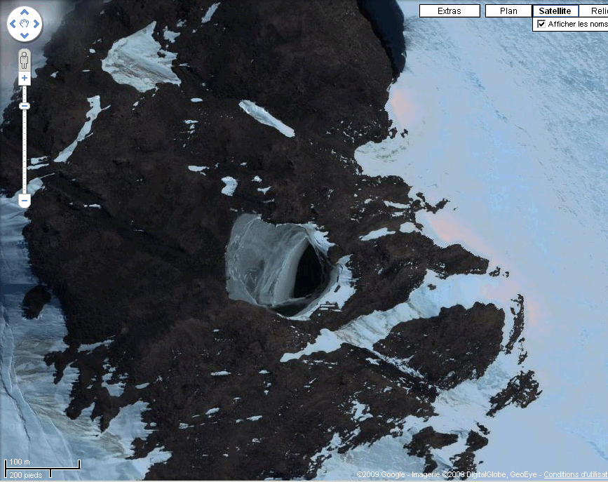 एंटार्कटिका में अजीब आकृति